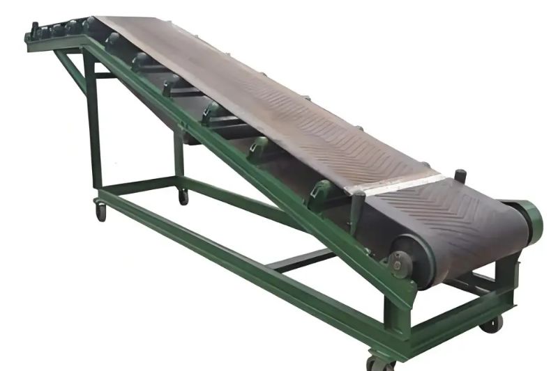 大傾角帶式輸送機(jī)安裝指南