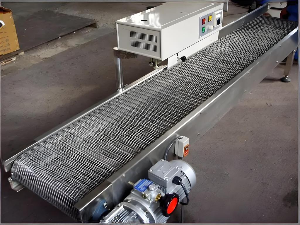 網(wǎng)帶式輸送機(jī)